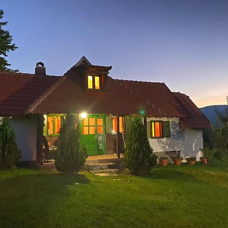 Апартаменти Camp Viljamovka Kremna Екстер'єр фото